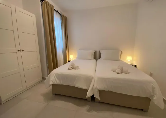Swieqi Malaika New 6 *