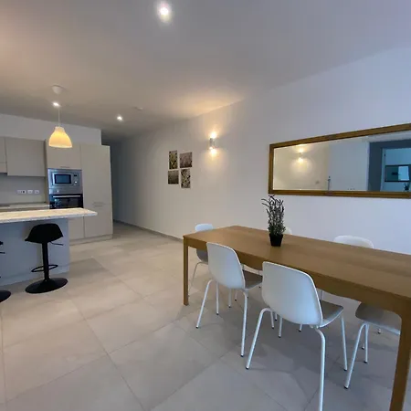 Lägenhet Swieqi Malaika New 6 *