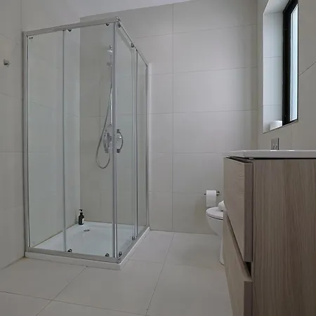 Swieqi Malaika New 6 *