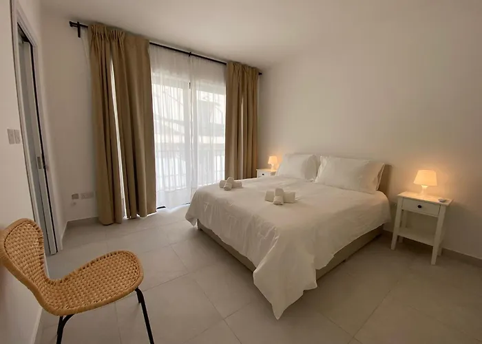 Swieqi Malaika New 6 *
