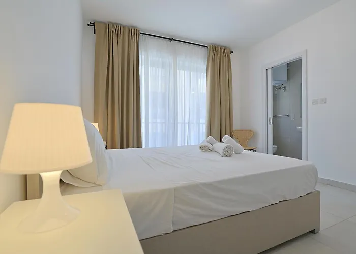 Swieqi Malaika New 6 *